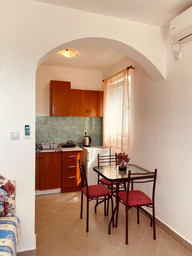 Djonovic Apartments Bar Dış mekan fotoğraf